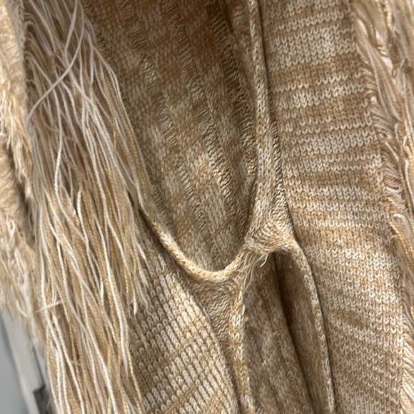 NY & Company | Turtleneck Poncho w/ Fringe Detail - Picture 5 of 9